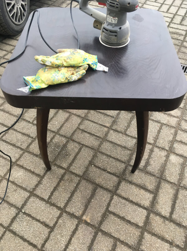 klavírní stolička