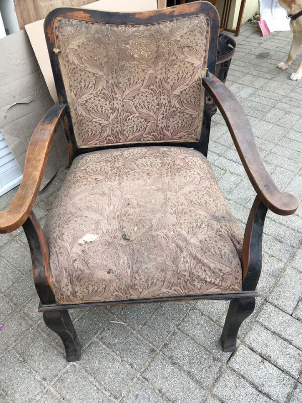 klavírní stolička