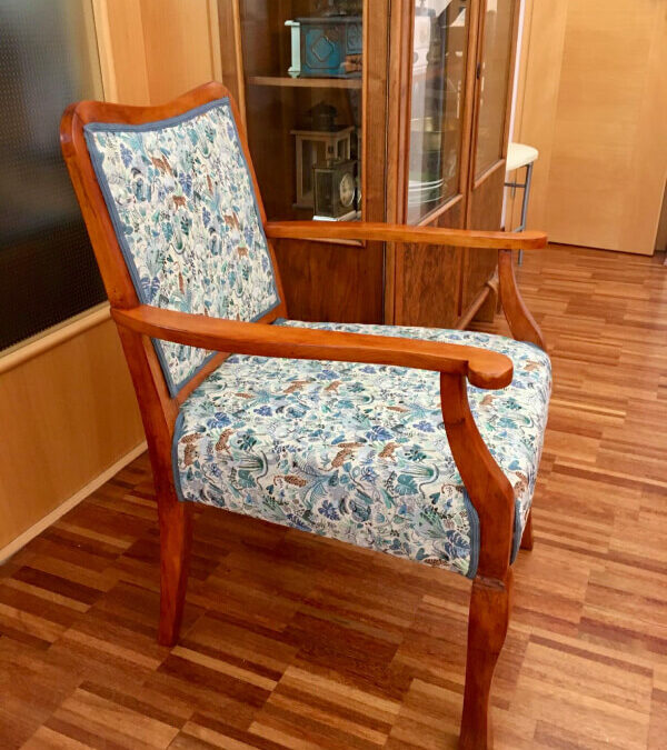 Jak marné křeslo dostalo nový kabátek…