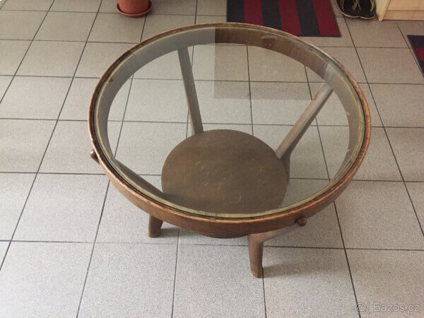 klavírní stolička