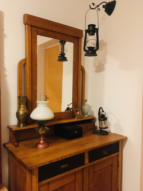 Starožitná klavírní stolička Fischel