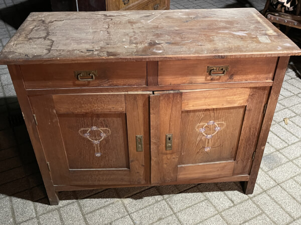 klavírní stolička