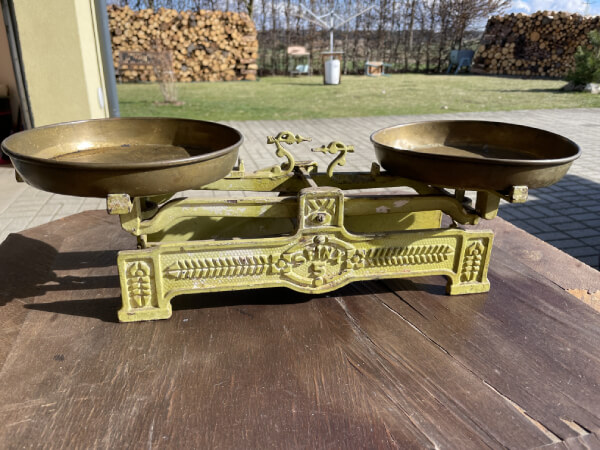 klavírní stolička