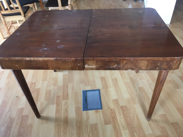 klavírní stolička