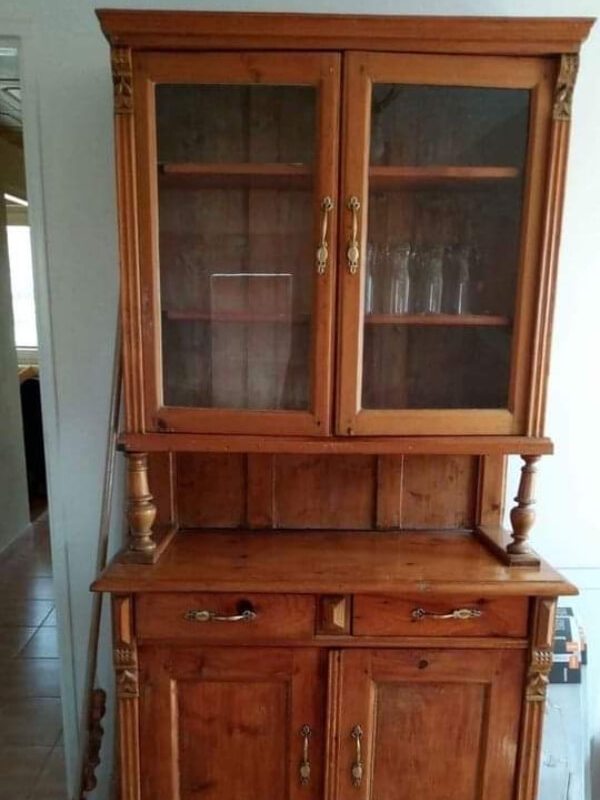 klavírní stolička