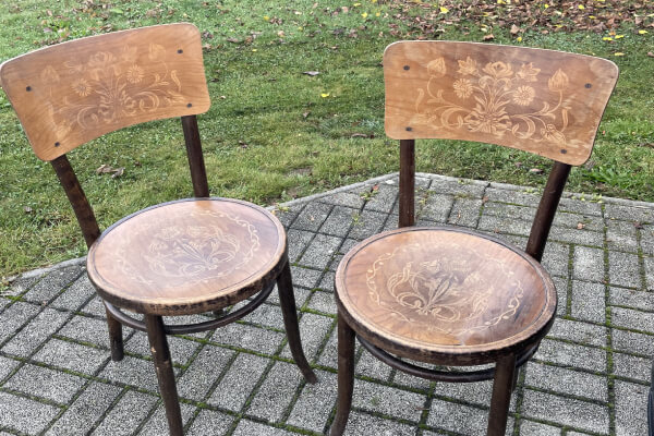 klavírní stolička