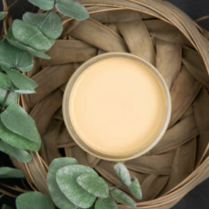 Dixie Belle křídová minerální barva - Rebel Yellow