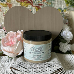 Badlands Dixie Belle  Silk All-In-One Mineral Paint® minerální barva